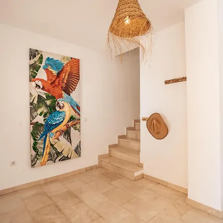 New Renovated Townhouse With Sea View And Jacuzzi Malaga