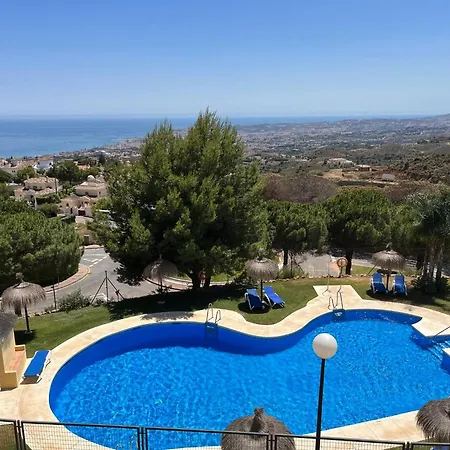 Holiday home New Renovated Townhouse With Sea View And Jacuzzi *