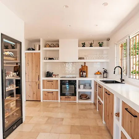 New Renovated Townhouse With Sea View And Jacuzzi *