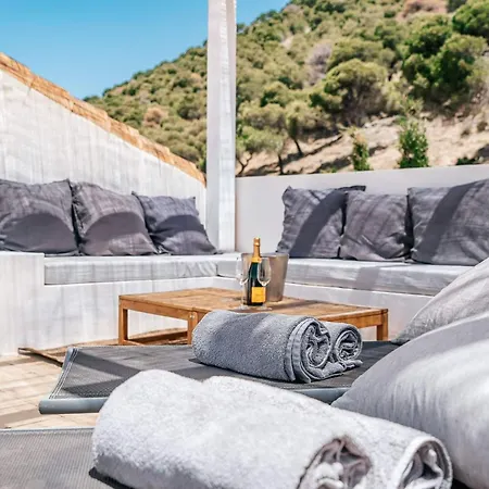 New Renovated Townhouse With Sea View And Jacuzzi Holiday home *